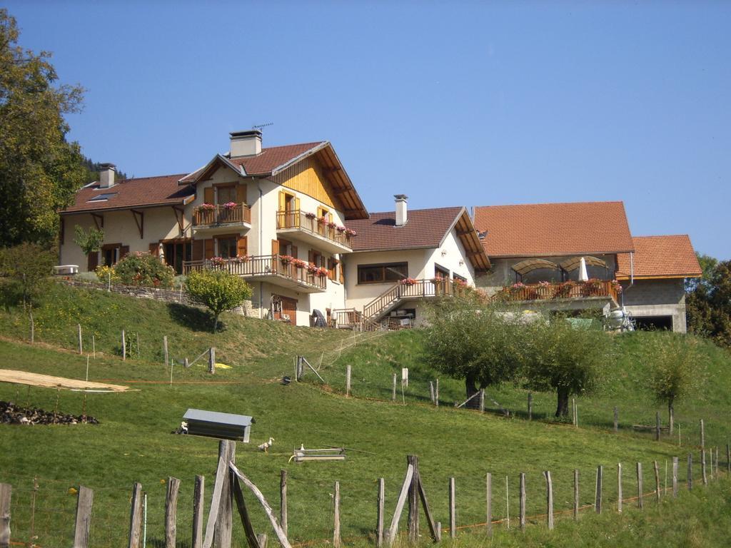 Ferme Auberge Du Bessard Allevard Buitenkant foto